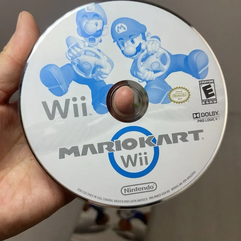 Mario Kart Nintendo Wii 2008 Video Game Complete With Case And Manual